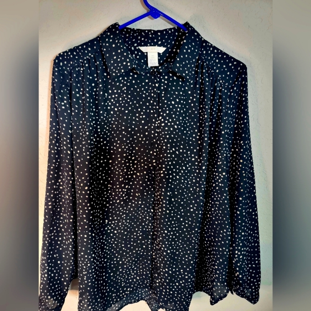 H&M black and white polka dot button up blouse​